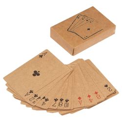 Újrahasznosított papírból készült kártyajáték